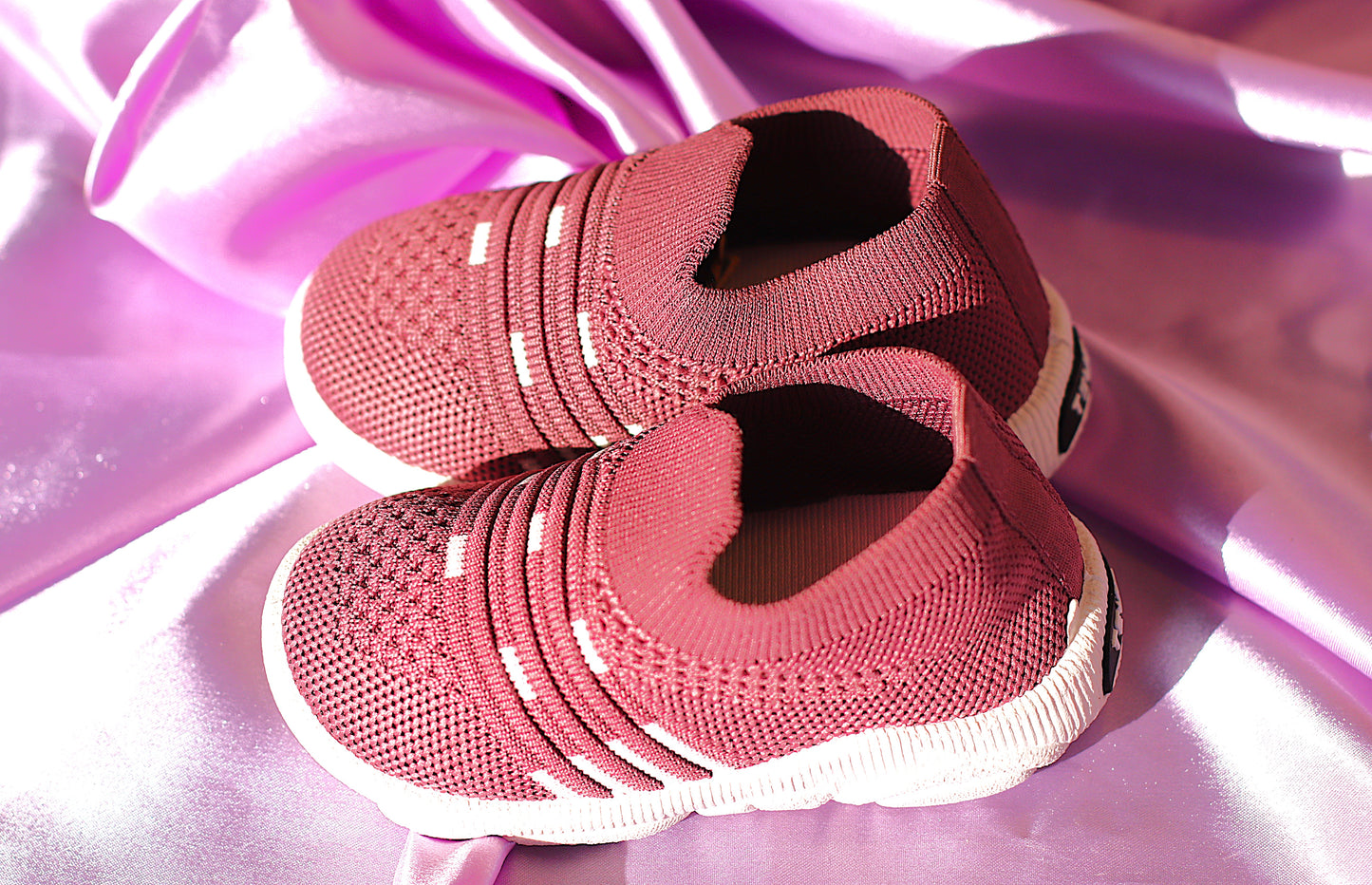 Nino Kids Casual Knitted Shoes Onion Pink with whistle (chuchu) for 0-2.5 Years Boys and Girls