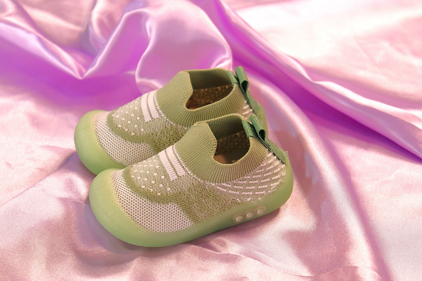 Nino Kids Casual Knitted Shoes Olive Green with Multicolored LED Lights -7 for 1-4 Years Boys and Girls