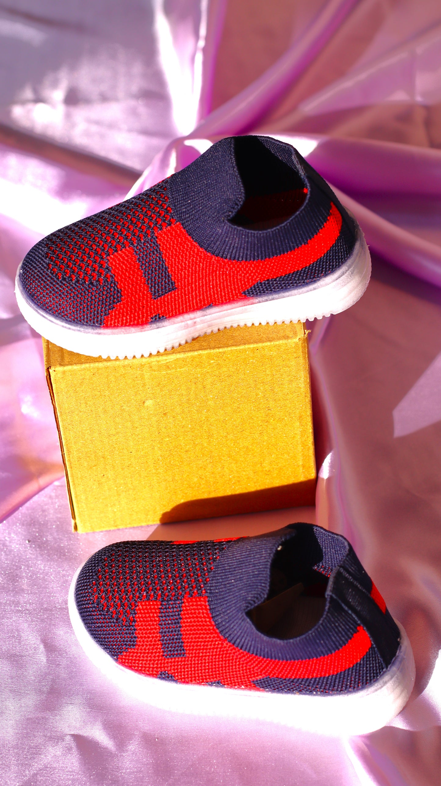 Nino Kids Casual Knitted Shoe Navy Blue & Red with Multicolored LED Lights -7 for 1-5 Years Boys and Girls