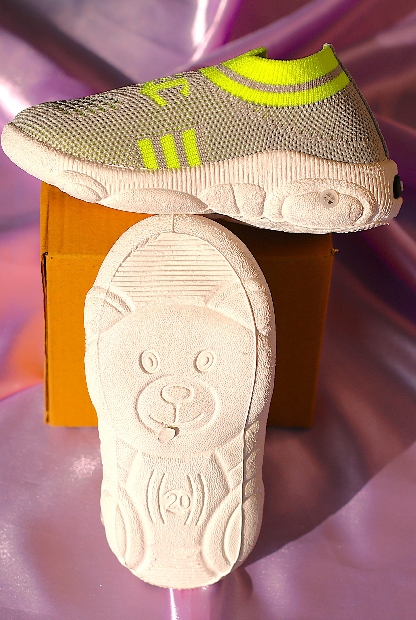 Nino Kids Casual Knitted Shoes Light Grey Nion Green with whistle (chuchu) for 0-2.5 Years Boys and Girls