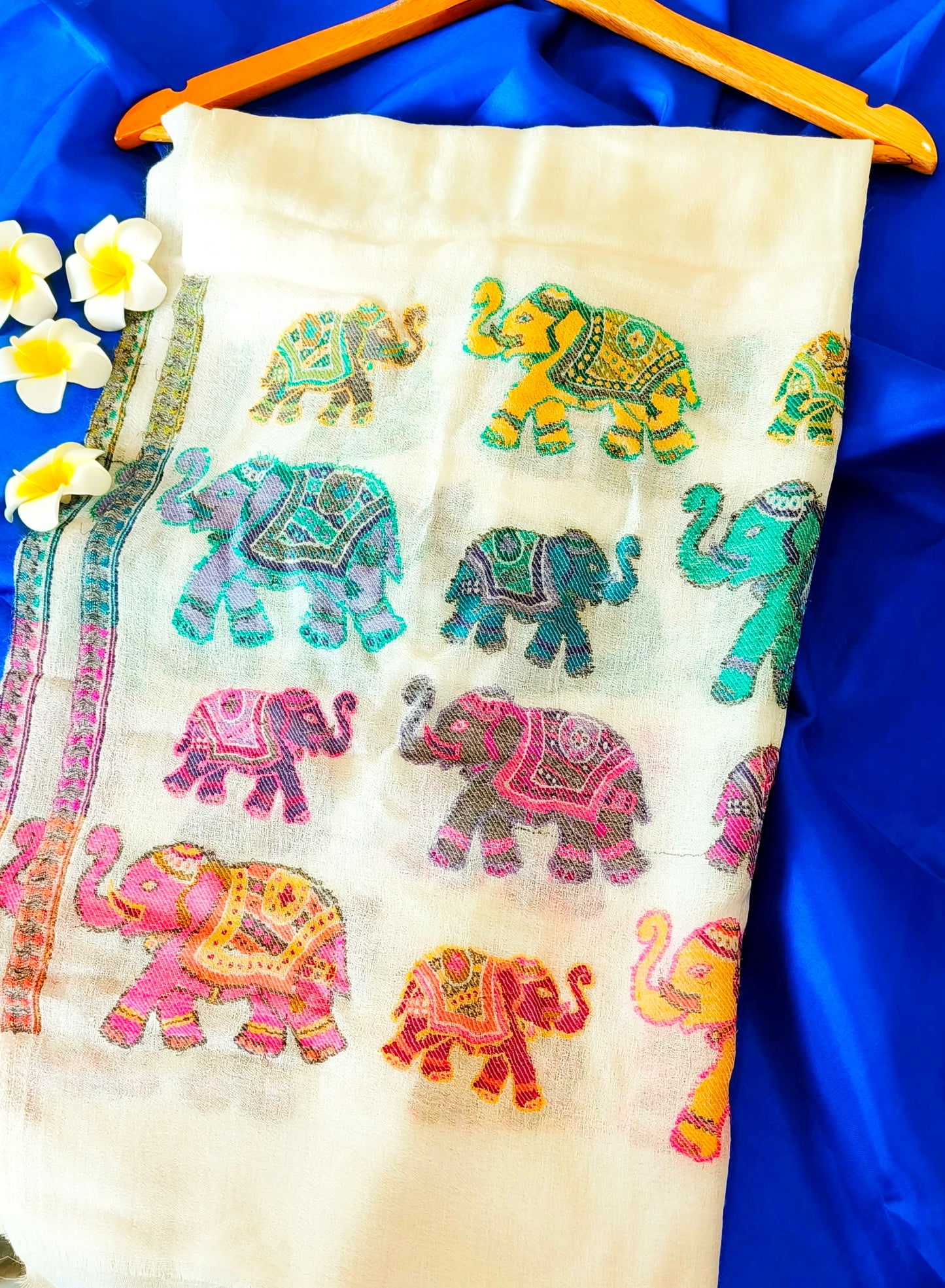 Royal design Elephant pattern Lightweight Soft Stoles for Summer & Winter fashion stole for Women