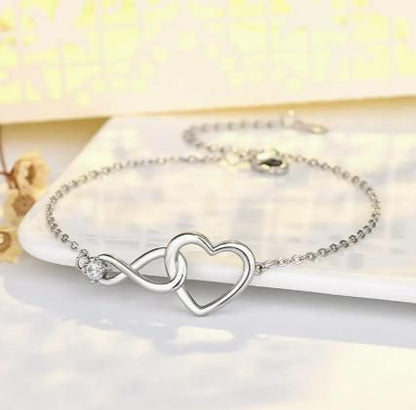 Golden Heart-Shaped Zirconia Bracelet